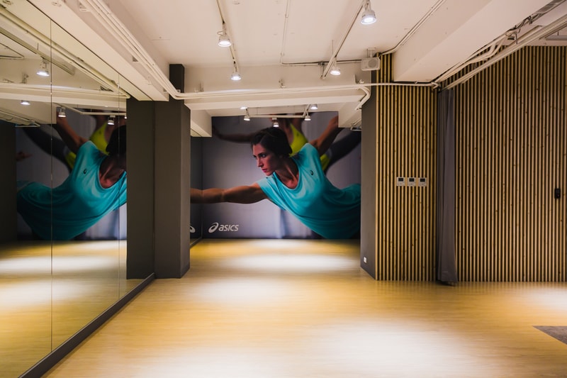 走進全新開幕 ASICS 台北旗艦店　