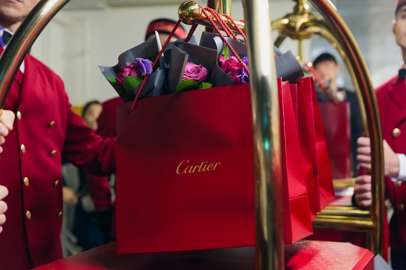 Cartier 情人節期間限定快閃 Flash Mob Dance