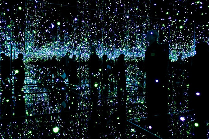 率先走進「草間彌生 我們永遠的靈魂」展覽現場