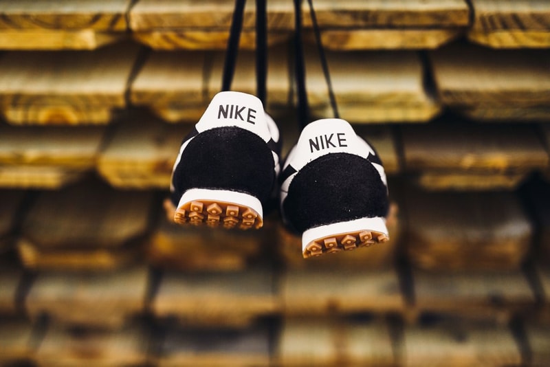 Nike Waffle Racer '17 推出全新「Black/White」配色設計