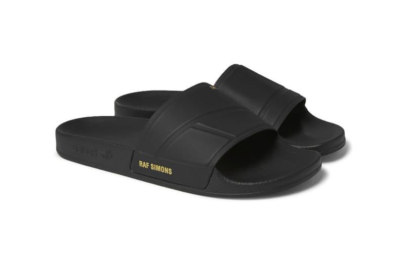 Raf Simons x adidas Originals 聯名 Adilette 拖鞋全黑配色