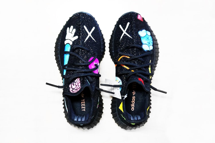 What If!?KAWS x adidas Originals YEEZY BOOST 350 V2 聯名鞋款