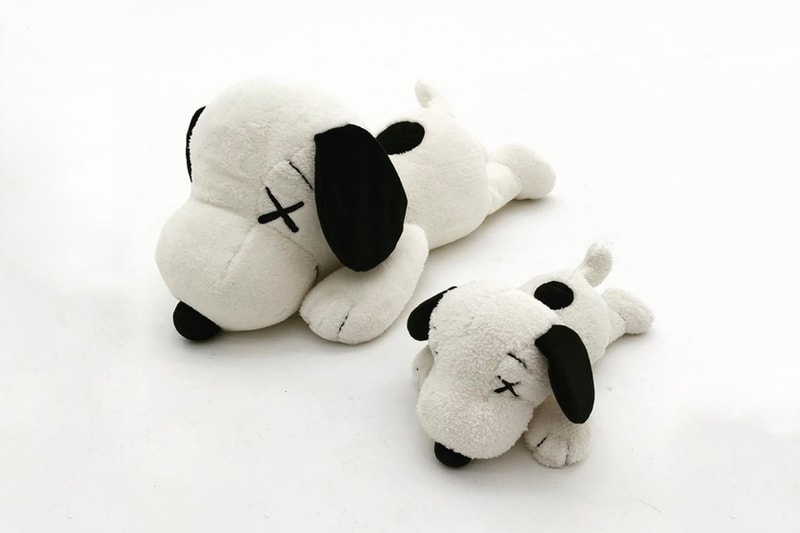UNIQLO UT x KAWS x《Peanuts》毛絨公仔