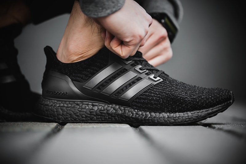 近賞 adidas 三月全新 UltraBoost 3.0「Triple Black」黑魂系列