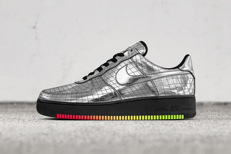 Nike 為 Elton John 製作專屬版本的 Air Force 1「Jet」PE
