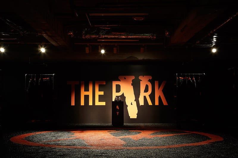 率先走進 VLONE x fragment design 聯名系列 THE PARK・ING GINZA 期間限定店舖