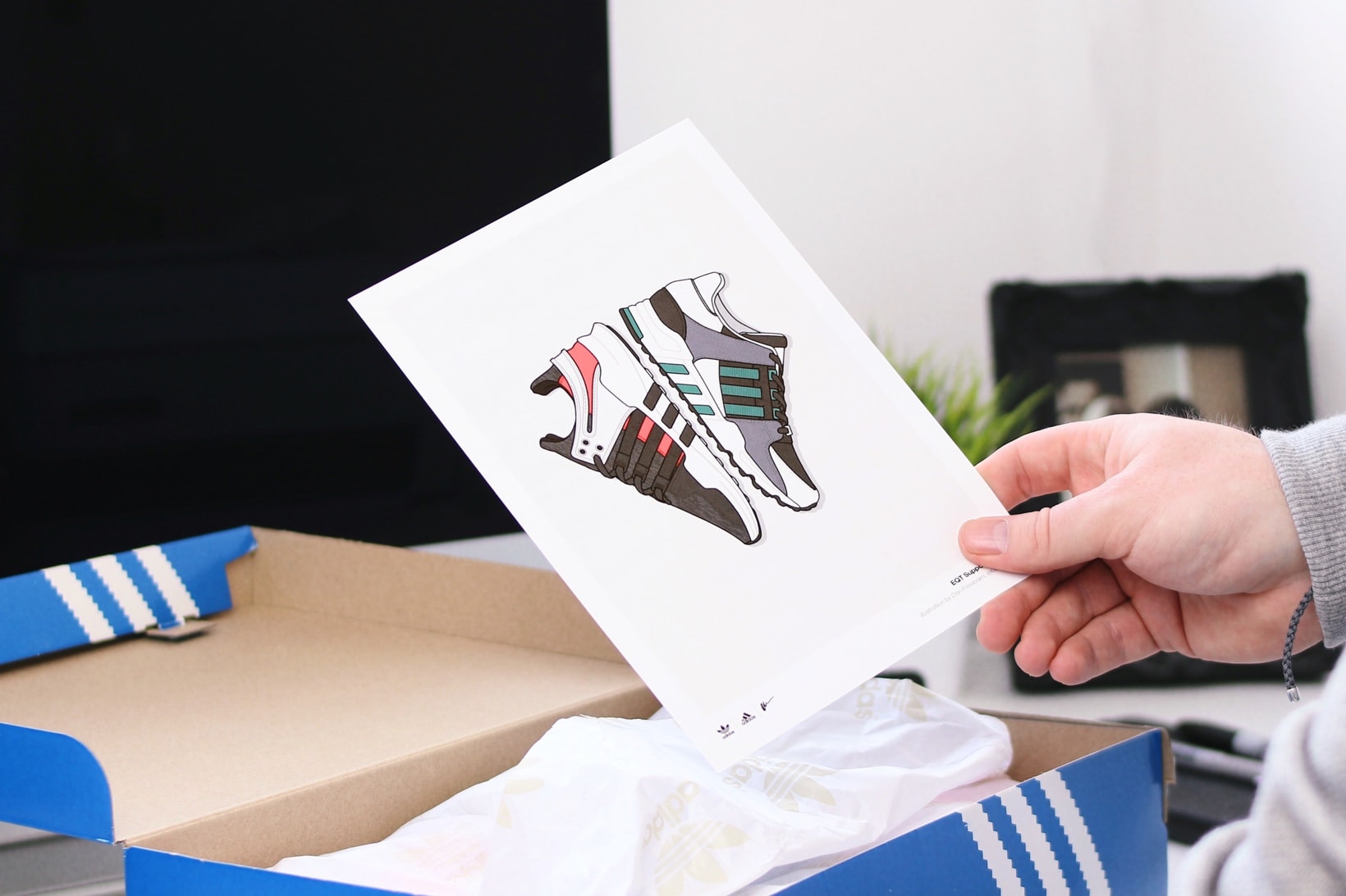 adidas 將隨訂單附送獨特球鞋插圖卡片