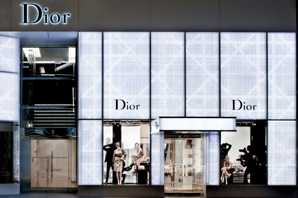 LVMH 集團以 13 億美金全面化購買 Christian Dior