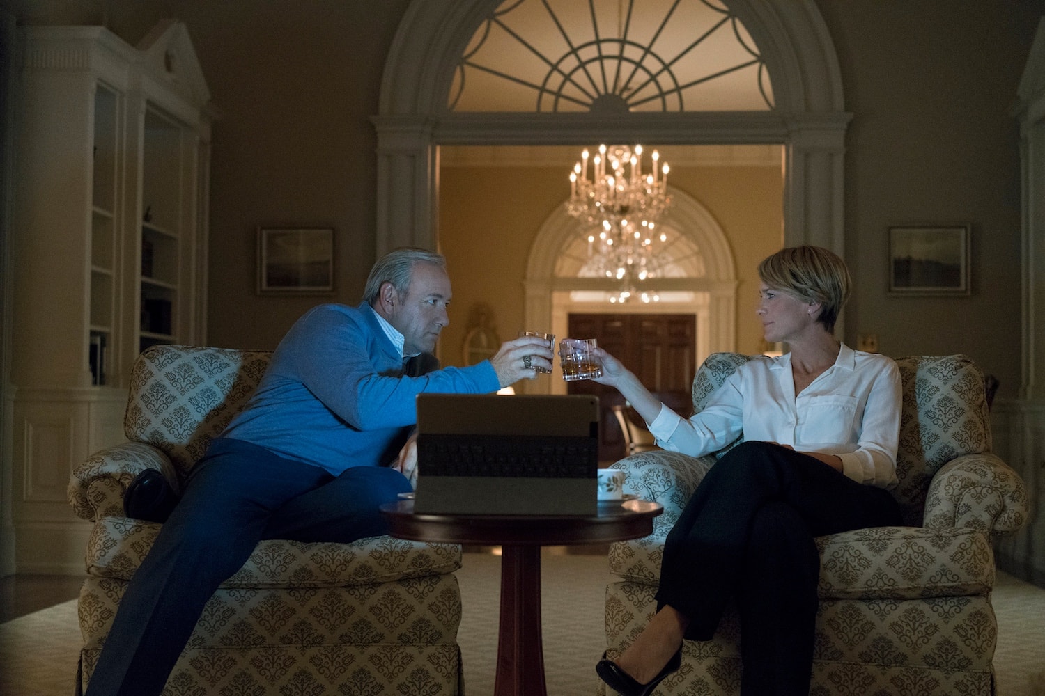 Here's Your First Look at 'House of Cards Season 5