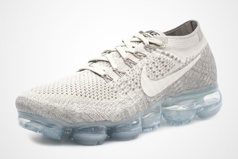 Nike Air VaporMax “Pale Grey“