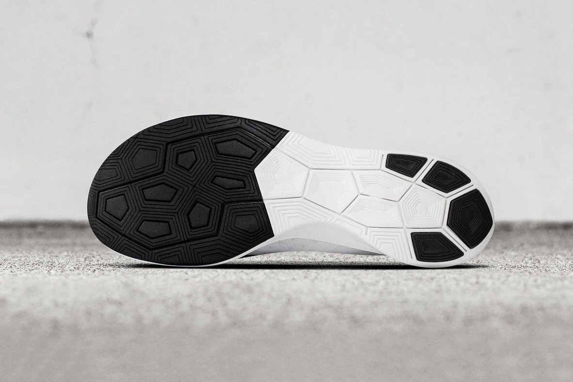 Nike Zoom Vaporfly 4% White/Black