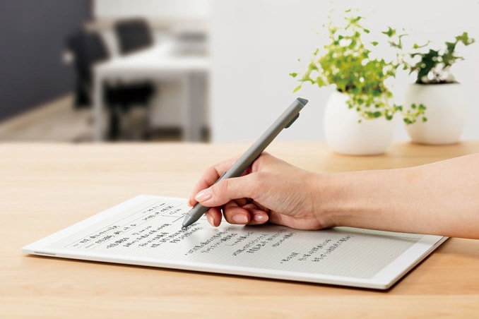 SONY 新一代 E Ink 平板電腦只需約 700 元美金