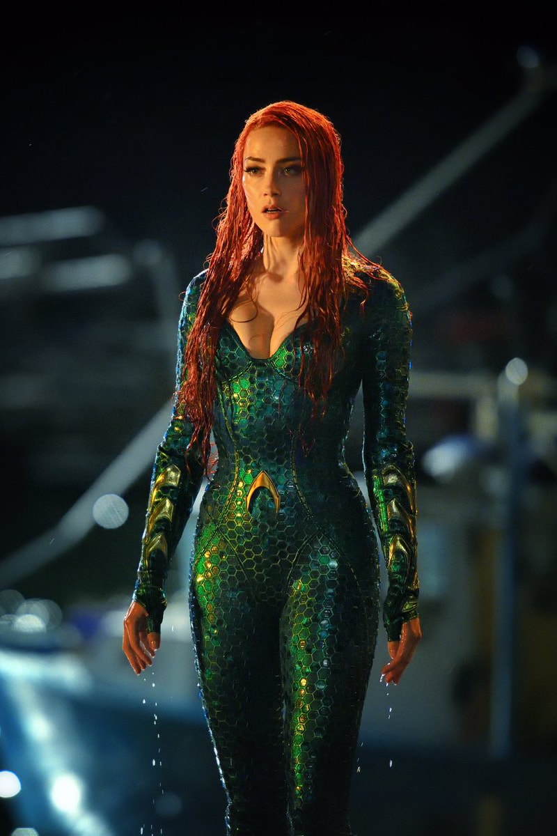 《Justice League》與《Aquaman》中 Amber Heard 的戰衣比較