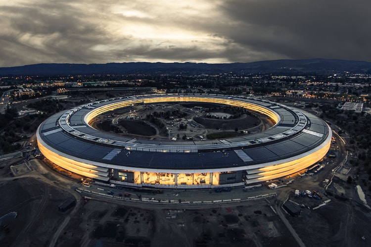 Tim Cook 與 Jony Ive 提前揭秘新總部 Apple Park 內部設計