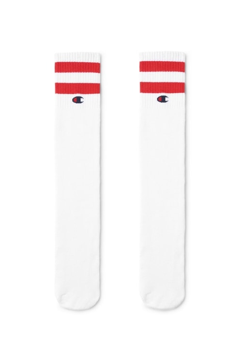 H&M 旗下獨立品牌 Weekday 再度聯手 Champion 推出別注系列