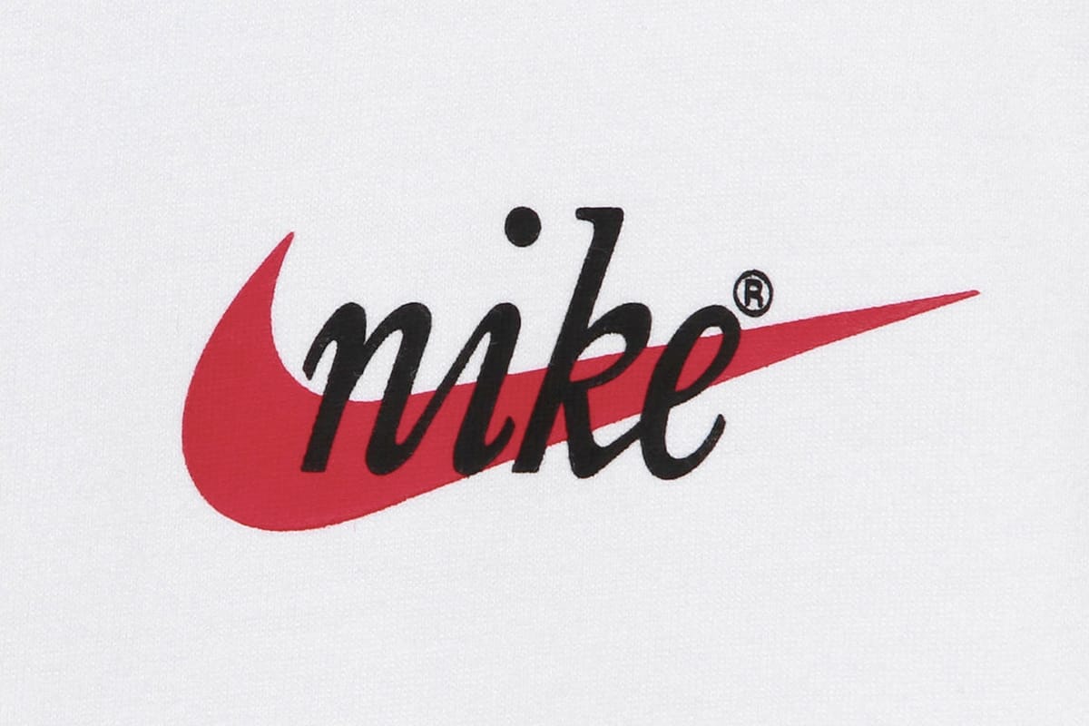 Nike 1972 年元祖Swoosh Logo T-Shirt 