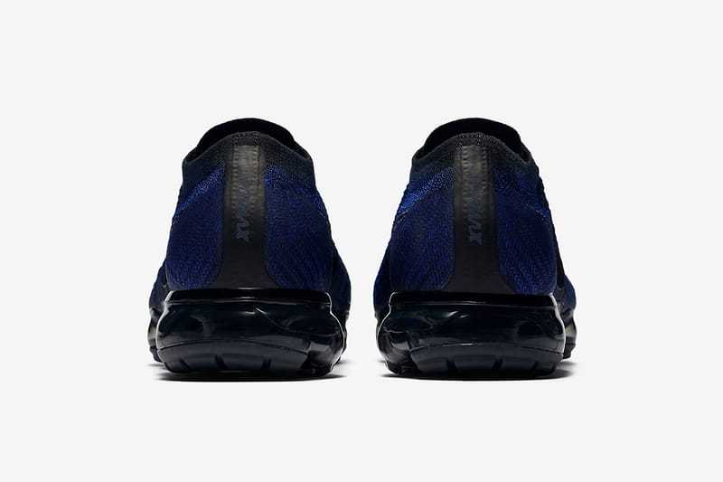 nike vapormax navy blue