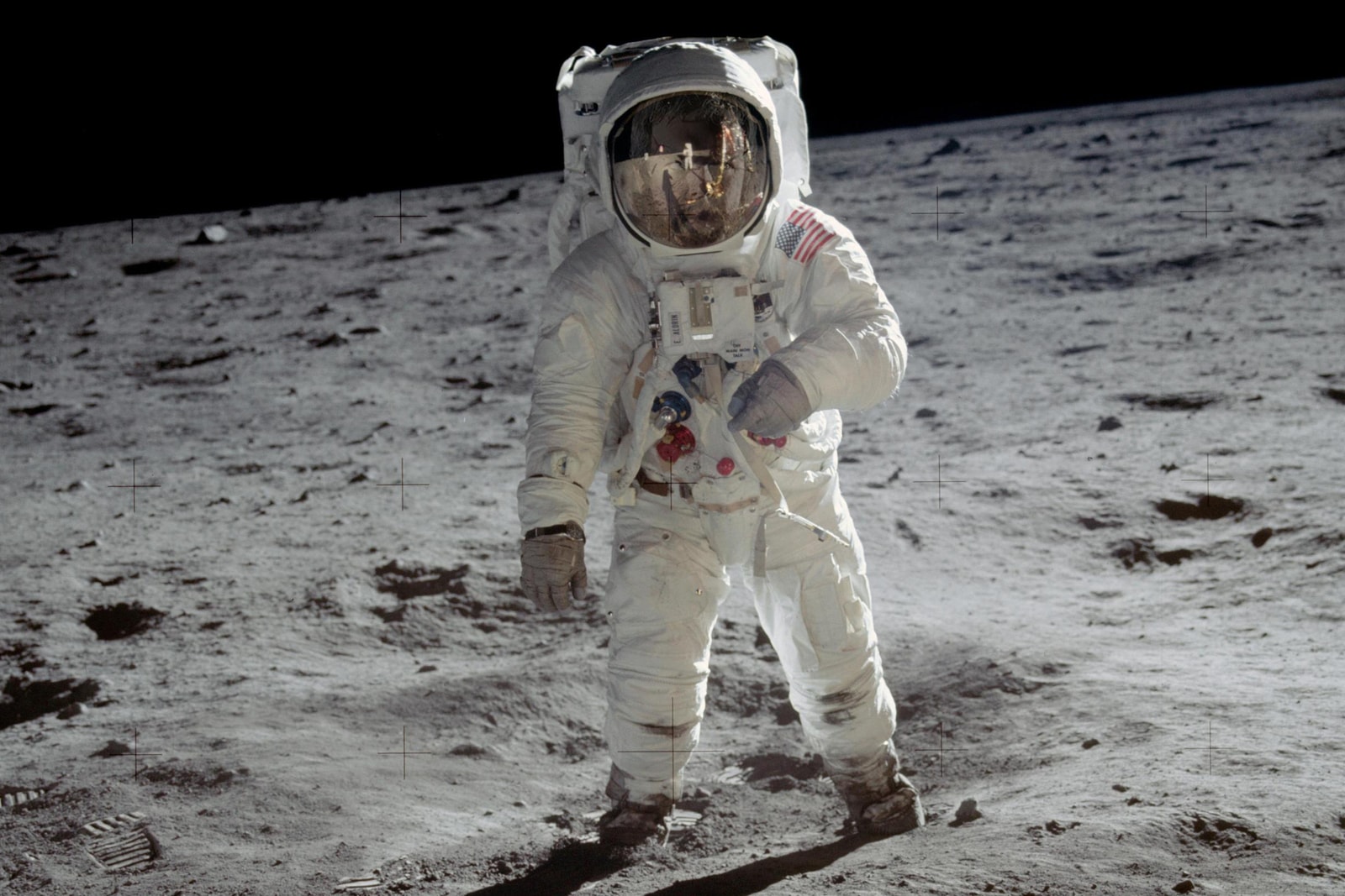 OMEGA Speedmaster 60 週年慶－HYPEBEAST 專訪登月太空人 Buzz Aldrin