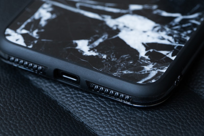The Hood 全天然大理石 iPhone Case 系列