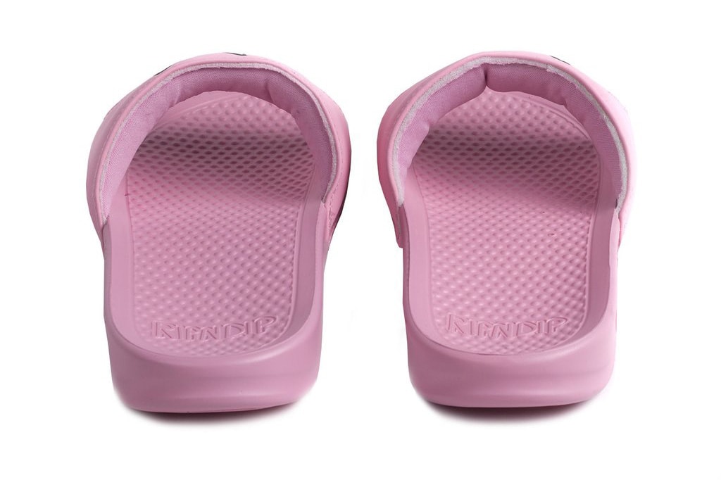 RIPNDIP 推出全新粉紅色拖鞋