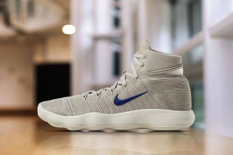 NIKE REACT HYPERDUNK 2017 FLYKNIT