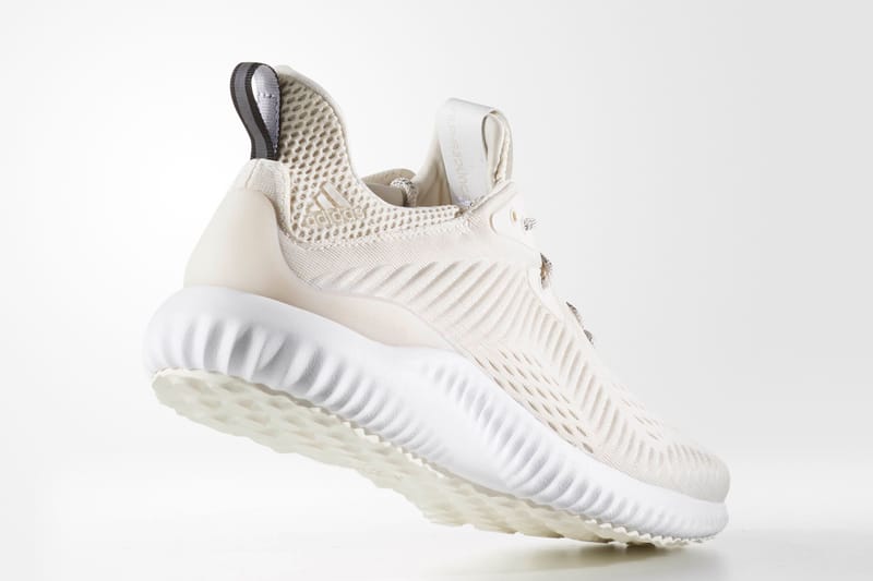 adidas 全新 AlphaBOUNCE 6 月新色列陣