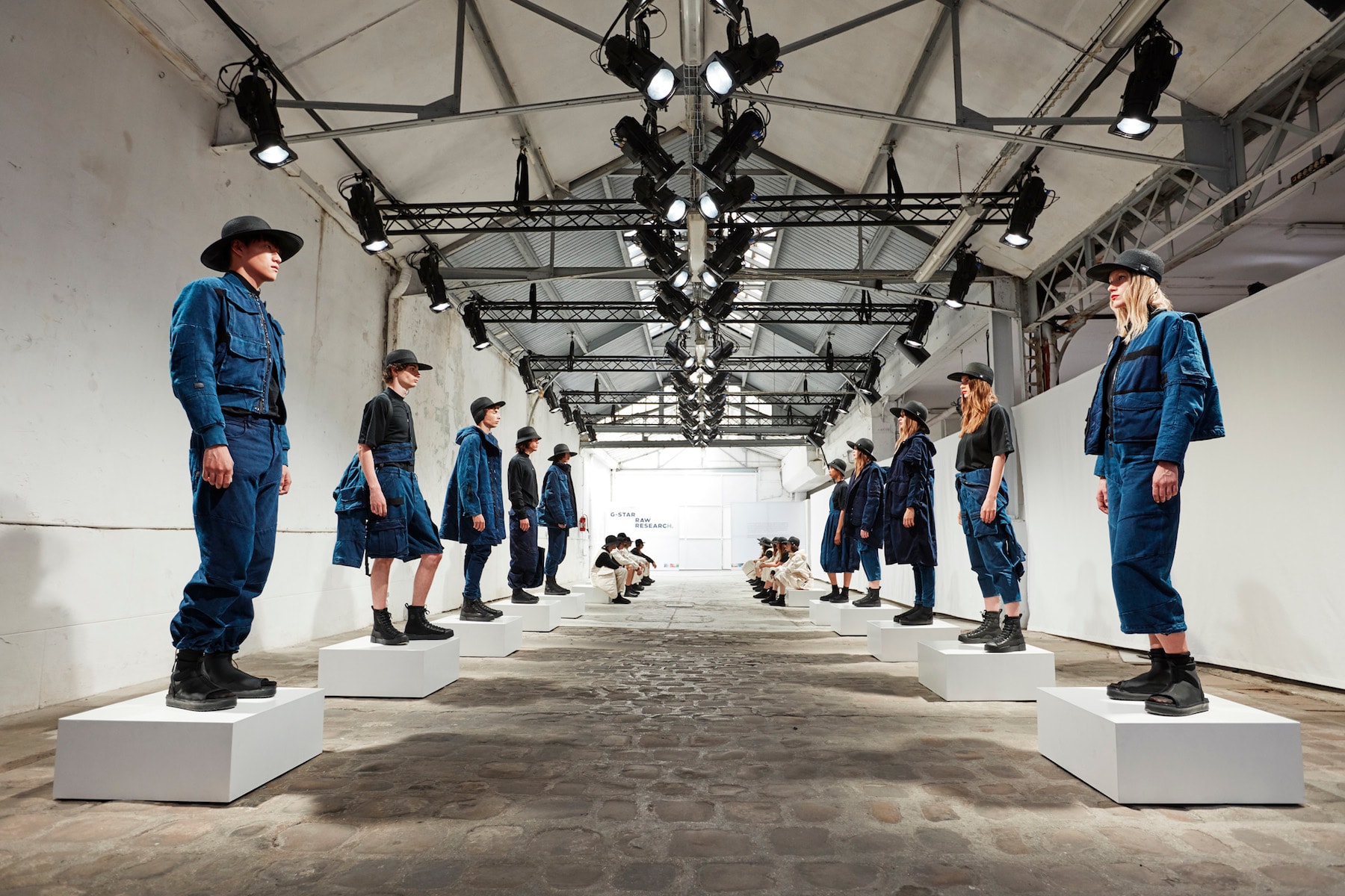 G-Star RAW Research by Aitor Throup 第三回正式登場