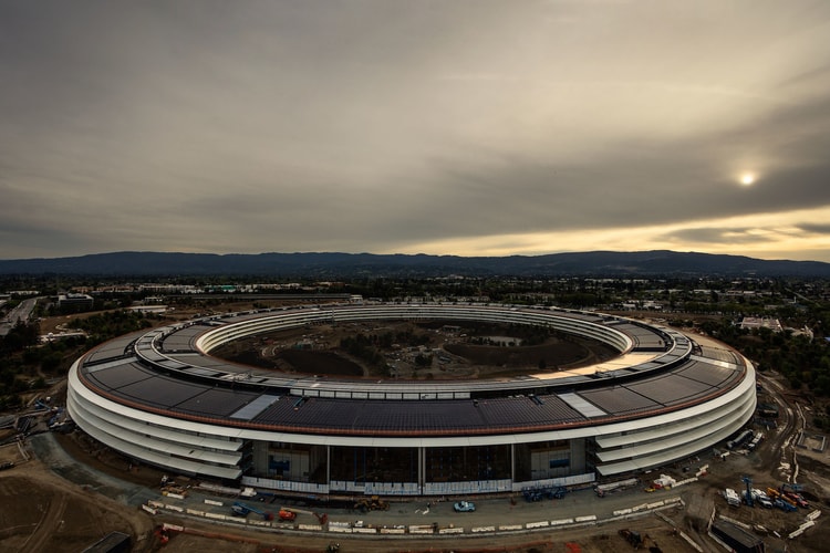 《WIRED》作者 Adam Rodgers 發文將 Apple Park 大批一通