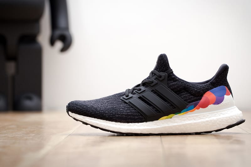大愛同行－adidas 全新「Pride」鞋款系列上架