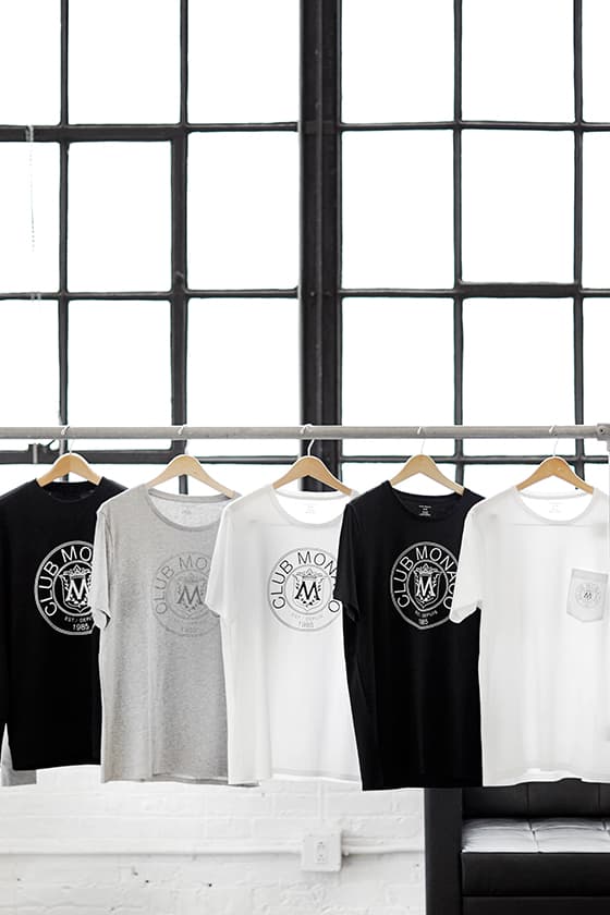 Club Monaco 以品牌經典設計為藍本推出「#ClubThrowback」系列