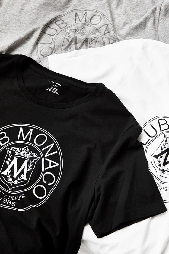 Club Monaco 以品牌經典設計為藍本推出「#ClubThrowback」系列