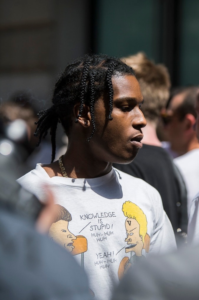 Streetsnaps of VLONE 2018 Spring/Summer Paris Show