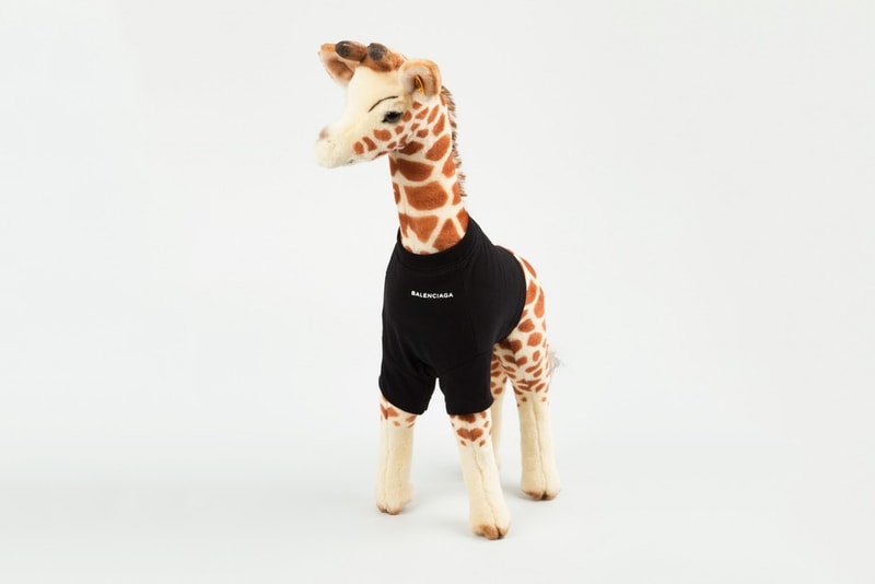 Balenciaga 與 colette 帶來動物毛絨玩偶系列