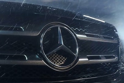 比 G-Class 更霸氣-Mercedes-Benz X-Class 釋出最新預告影片!