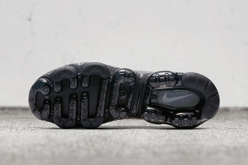 Nike Air VaporMax “Explorer Light/Dark” Pack