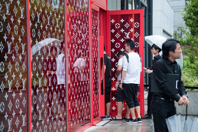 直擊東京 Supreme x Louis Vuitton Pop-Up Store 首賣盛況