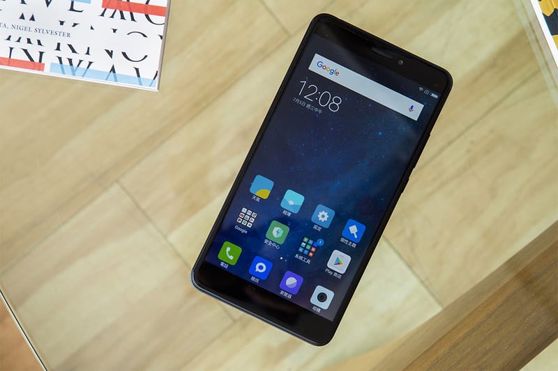 6.44 寸巨屏「小米 Max 2」手機磨砂黑版本香港率先上架！