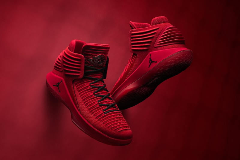 Air Jordan 32 "Rosso Corsa"