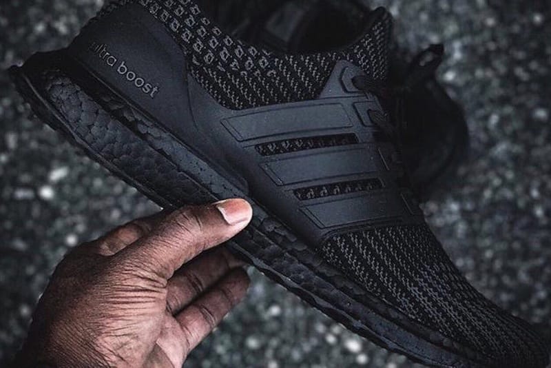 adidas UltraBOOST 4.0「Triple Black」全黑配色更多細節諜照曝光