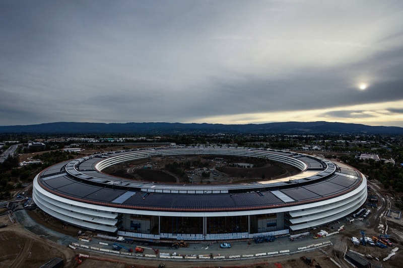 Apple Park Employees Quit Workspaces