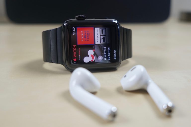 報導指 Apple 將在本年新版 Apple Watch 上加入 LTE 網絡
