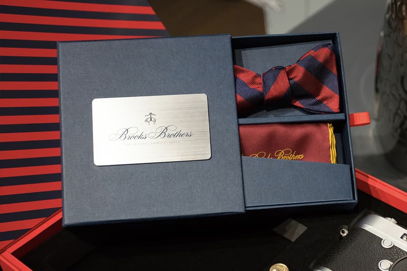 近賞 Brooks Brothers x Leica 限量版 M10 相機套裝