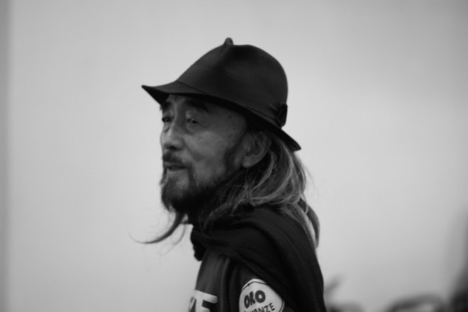 蜷川實花色彩封印 Yohji Yamamoto X Mika Ninagawa Black Lights 青山開催 Hypebeast 蜷川實花色彩封印 Yohji Yamamoto X Mika Ninagawa Black Lights 青山開催 Hypebeast