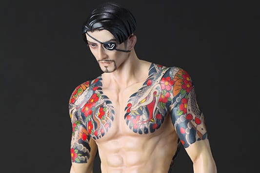 電玩遊戲《人中之龍》推出角色真島吾朗人偶擺設