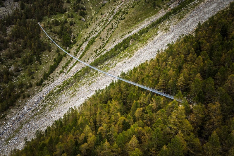 SWISSROPE 打造全球最長吊橋於瑞士落成