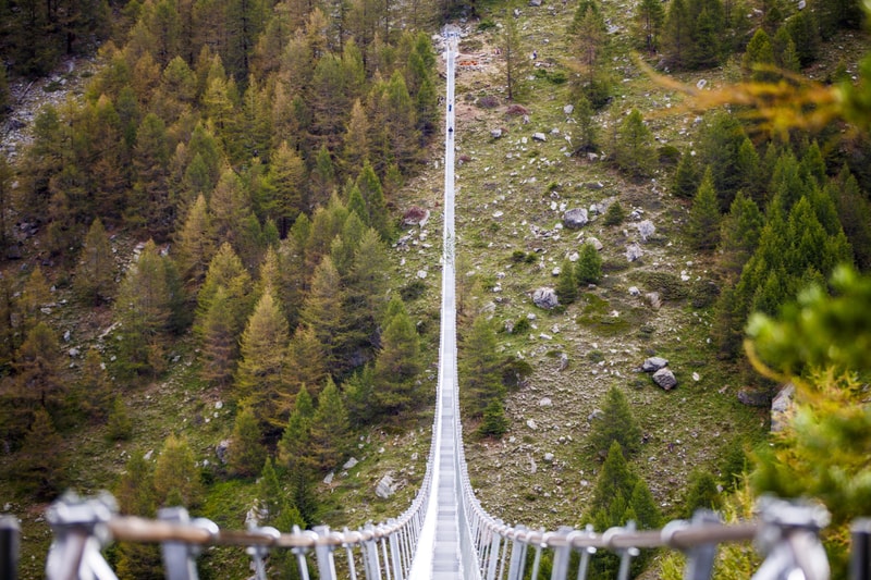 SWISSROPE 打造全球最長吊橋於瑞士落成