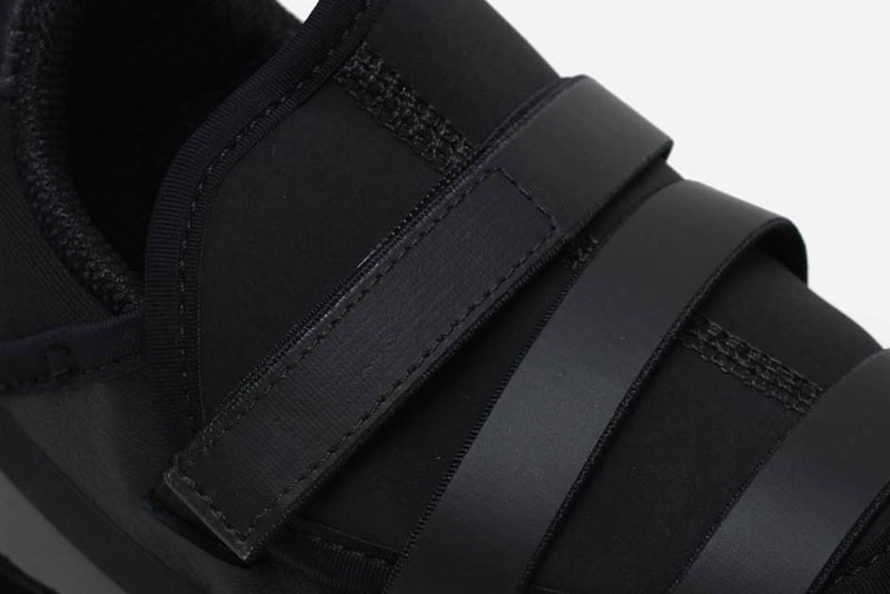 Y-3 Zazu “Triple Black”