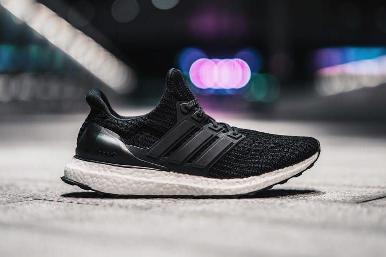 搶先預覽 adidas UltraBOOST 4.0「Core Black」配色