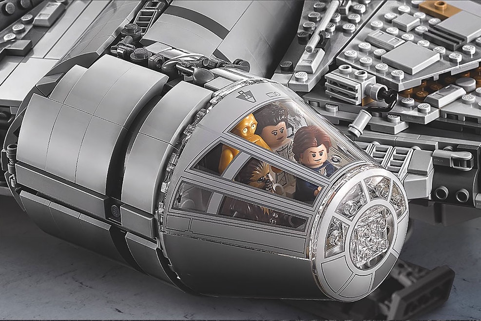 一覽 LEGO 史上最大最貴的新版千歲鷹組件細節