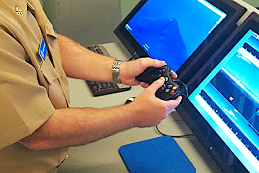 美國海軍竟使用 Xbox 360 手柄操控最先進潛艇?